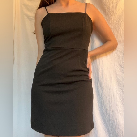 She & Sky Little Black Dress - Picture 2 of 2